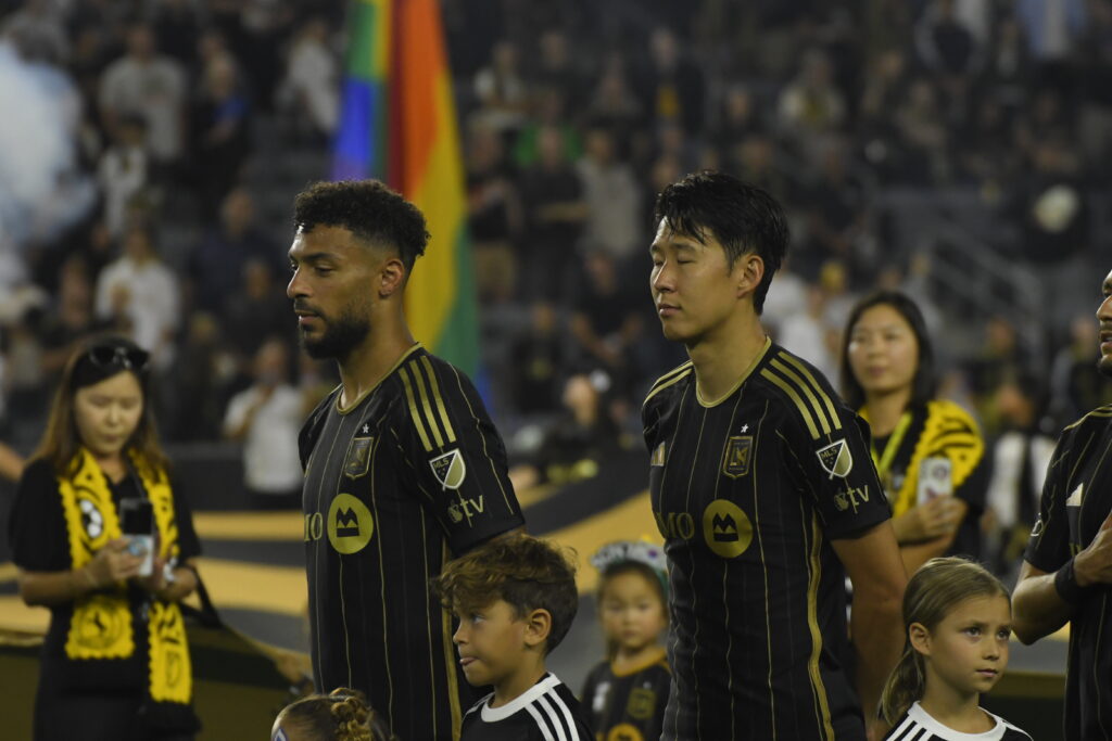 Denis Bouanga y Son Heuhg-Ming  / FOTO: Camilo Torres